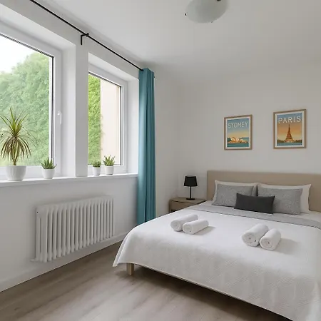 Stylish & Quiet Next To Presidential Palace * Μπρατισλάβα