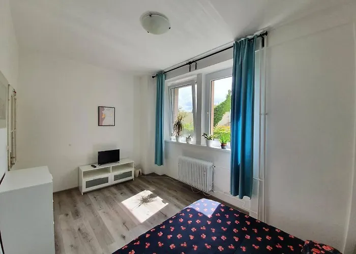 Stylish & Quiet Next To Presidential Palace Apartment *