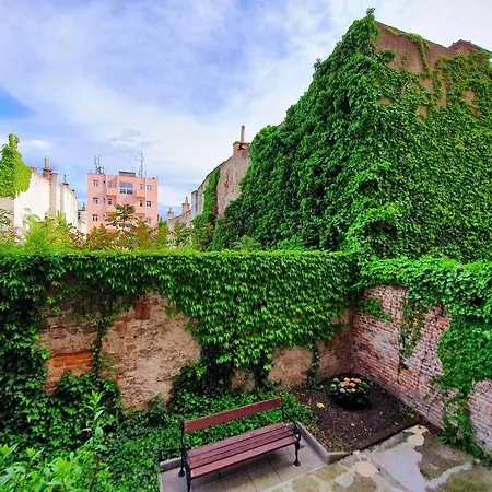 Stylish & Quiet Next To Presidential Palace 公寓 布拉迪斯拉发